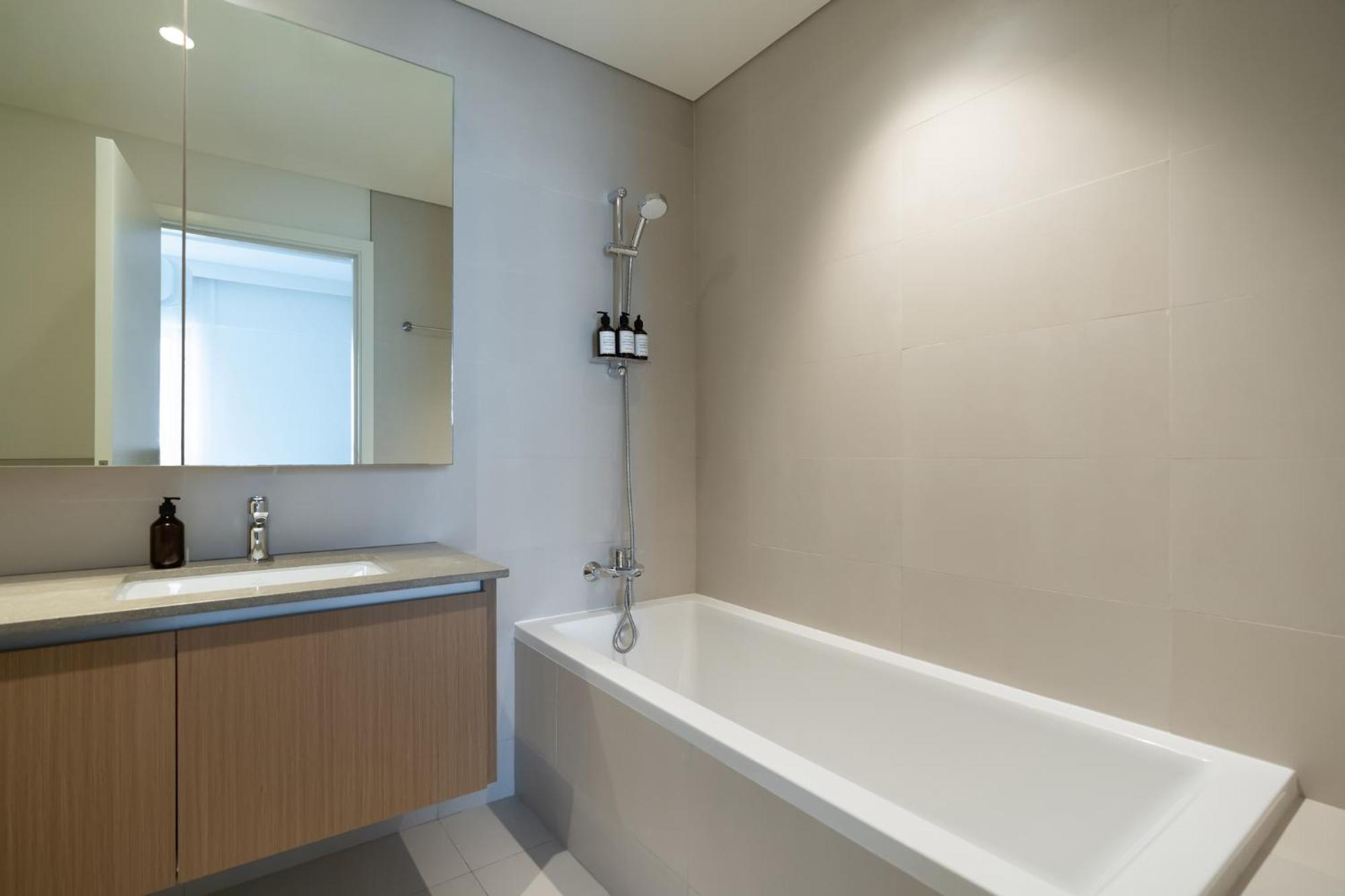 Luxury | Private With Cooled | 3br Apartment Dubai